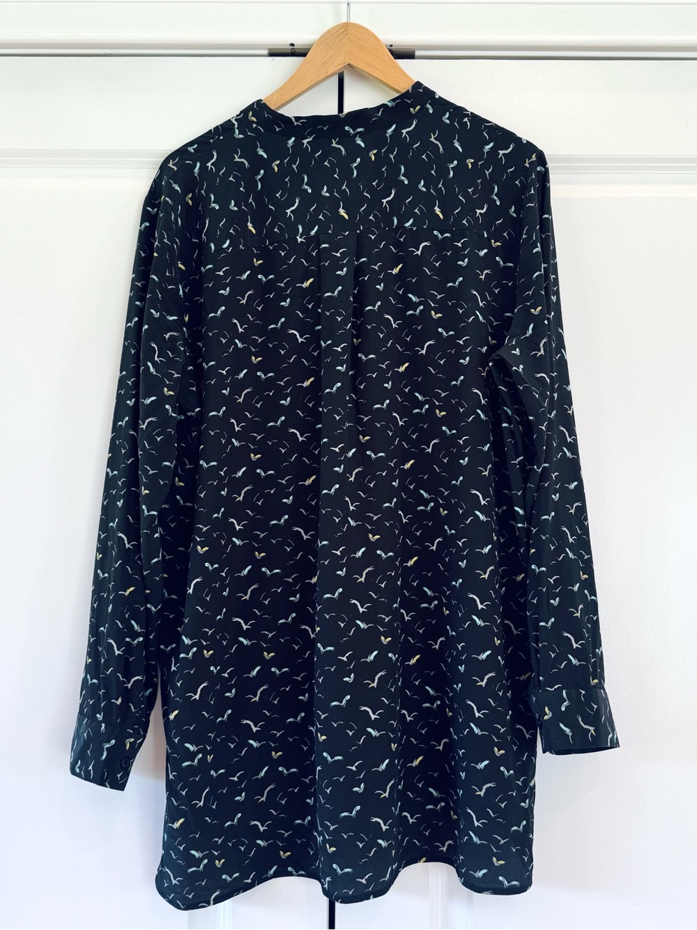 Lafayette 148 Silk Blouse Button Down Black Bird Print Long Sleeve Size XL - Picture 3 of 7